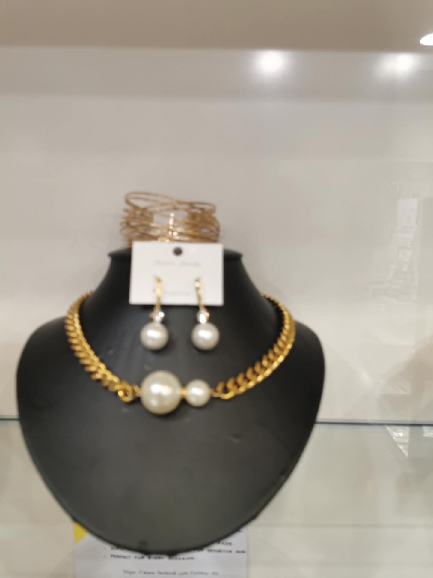 necklace with earring